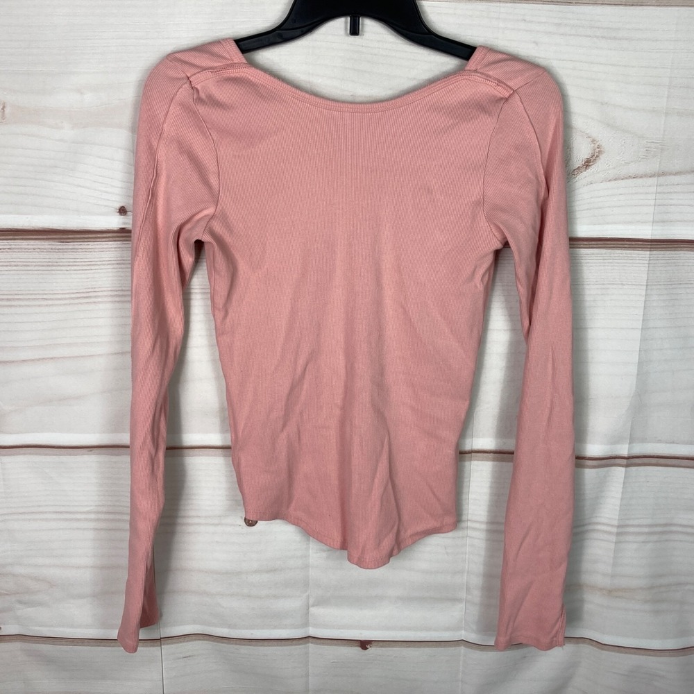 We The Free Top Women M Pink Ribbed Knit T-Shirt Scoop Back Long Sleeve Slim Fit